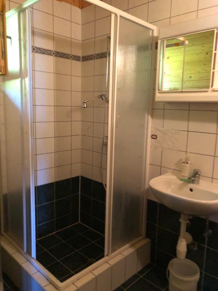 Almos Apartman Balatonfenyves Bagian luar foto